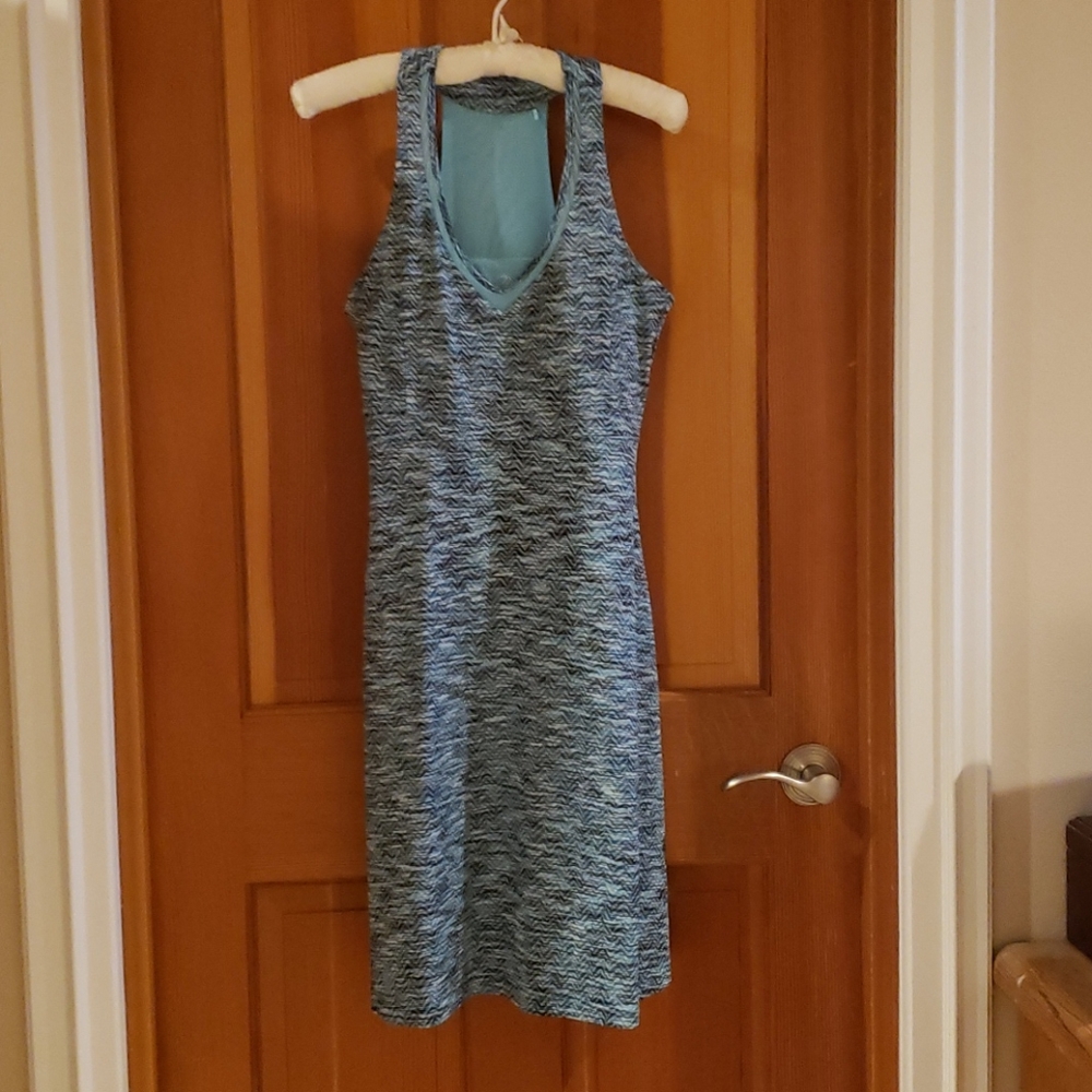 Pool side dress